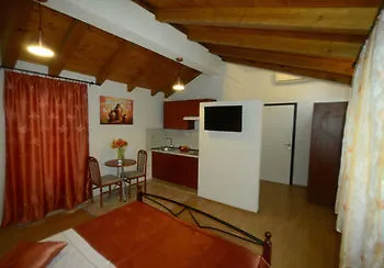 Kuzma Rooms Split Hotel